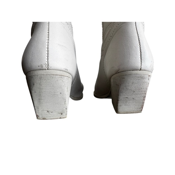 🚫SOLD🚫 Genuine Leather Cowboy Boots - Picture 5 of 9